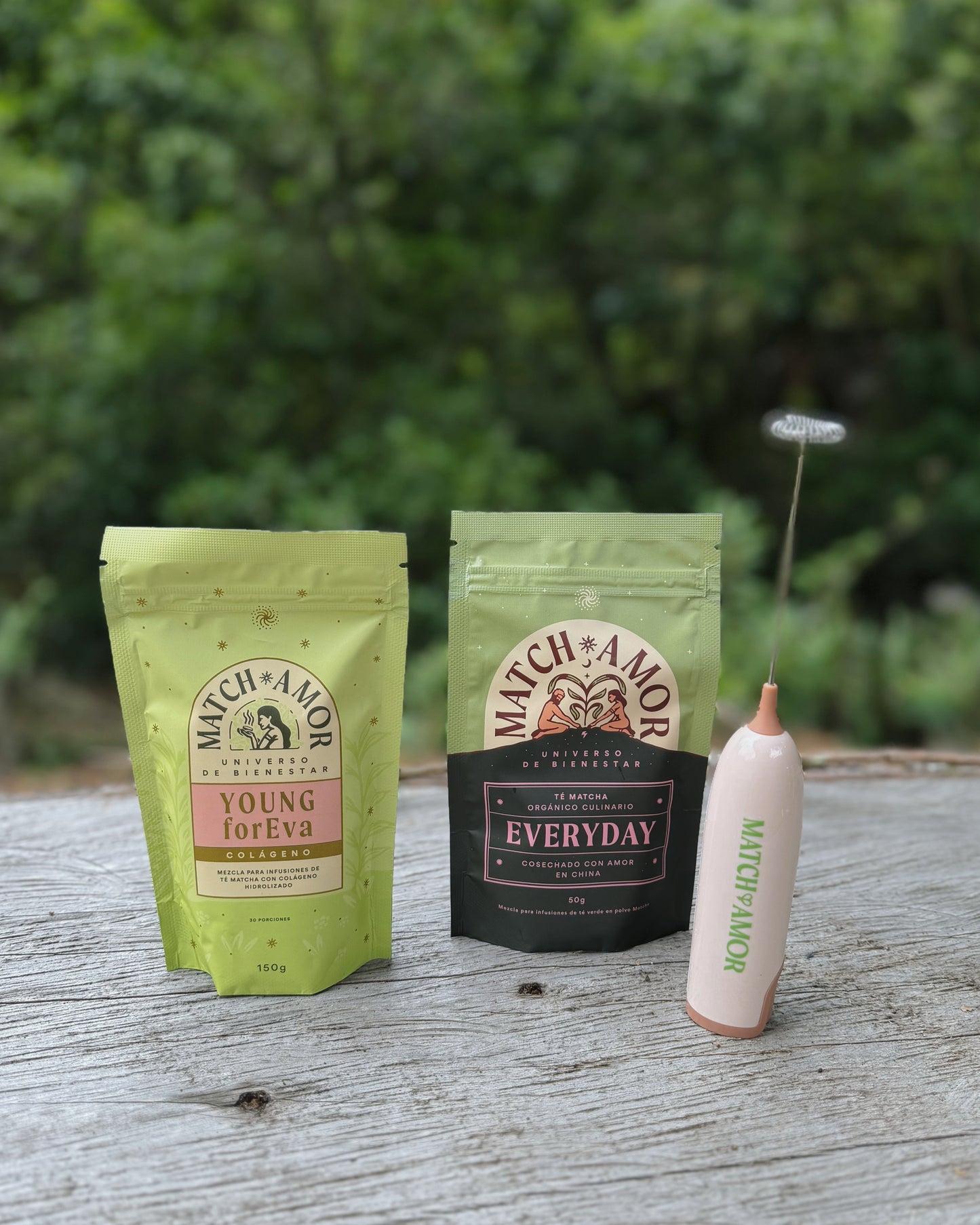 Ritual Move Your Body con batidor eléctrico para preparar matcha en casa